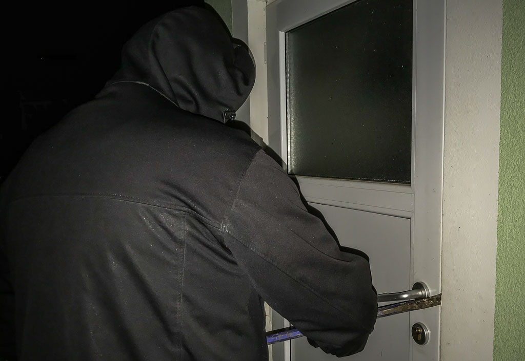 Auhagen: Einbruch in Kindertagesstätte, Polizei sucht Zeugen