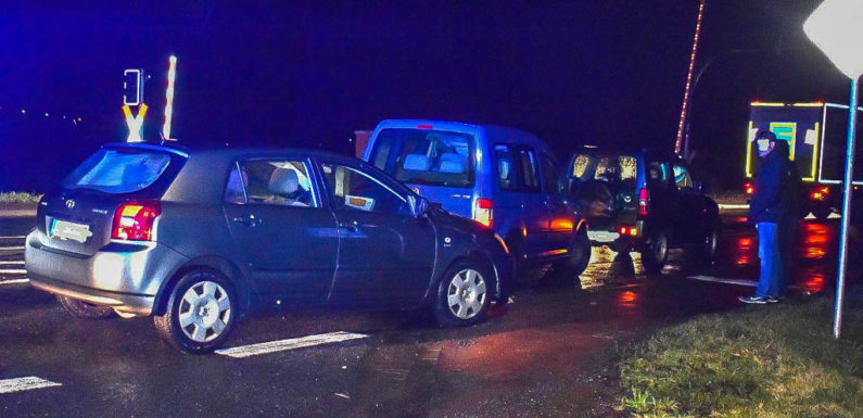 Wendemanöver endet mit Verkehrsunfall auf B65