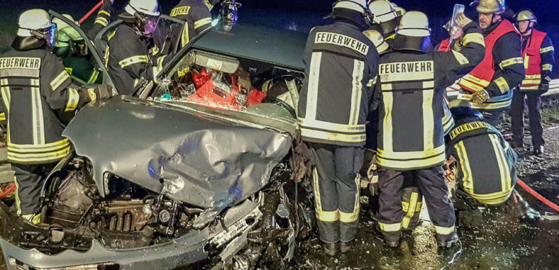Zwei Verletzte bei Frontalzusammenstoß auf B65