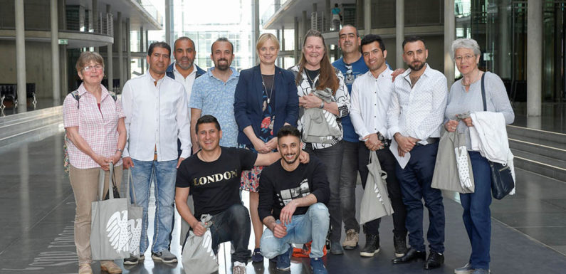 Ehrenamtliche aus Schaumburg zu Gast im Deutschen Bundestag