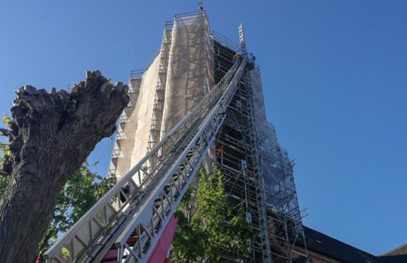 Rettung aus 30 Metern Höhe: Großübung am Kirchturm Meinsen