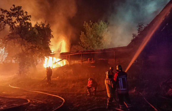 Polizei ermittelt: Scheunenbrand in Hülshagen war Brandstiftung