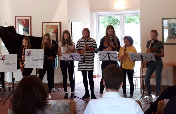 Von Barock bis Pop: KJMS-Schülerkonzert im Curanum Bad Nenndorf