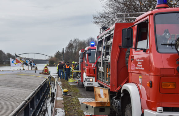 Schiffsunfall auf Mittellandkanal: Feuerwehr im Großeinsatz