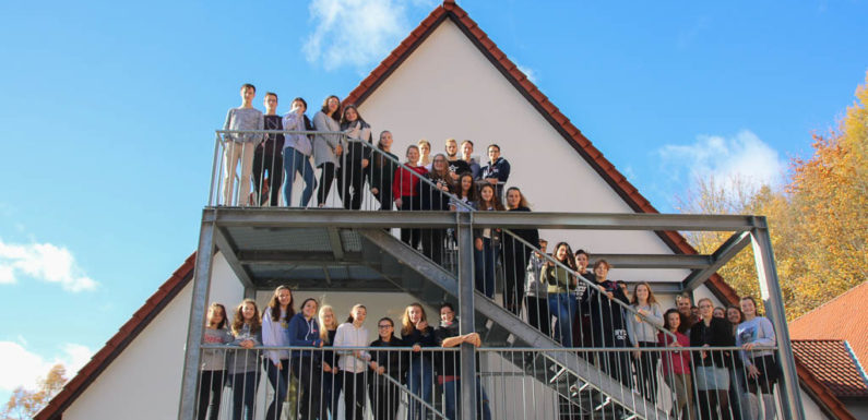 Adventliche Stimmung mit dem Schaumburger Jugendchor in der Stadtkirche Bückeburg