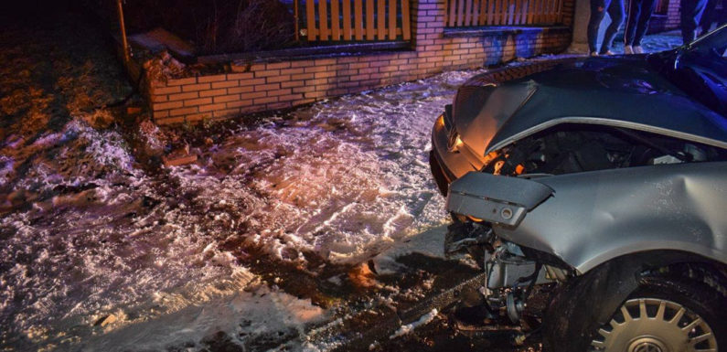 Gegen Mauer geprallt