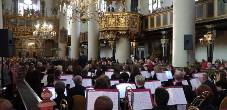 „Frühlingsstimmen“ und mehr in der Stadtkirche Bückeburg