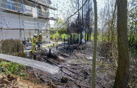 Schnelles Eingreifen der Feuerwehren verhindert Gebäudebrand