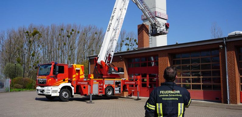 Neue Hubrettungsfahrzeugmaschinisten ausgebildet