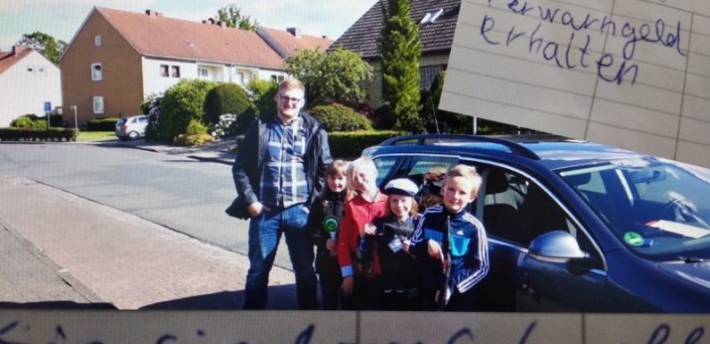 „Kinderpolizei“ verwarnt Zivilbeamte der Polizei Bückeburg