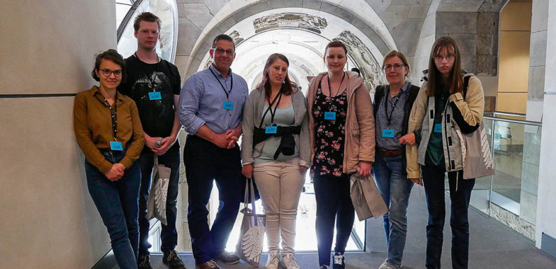 Gruppe der Paritätischen Lebenshilfe Schaumburg-Weserbergland zu Gast im Bundestag