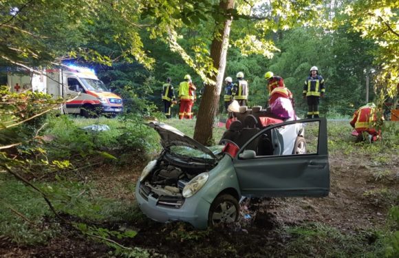 Rusbend: Schwerer Verkehrsunfall im Schaumburger Wald