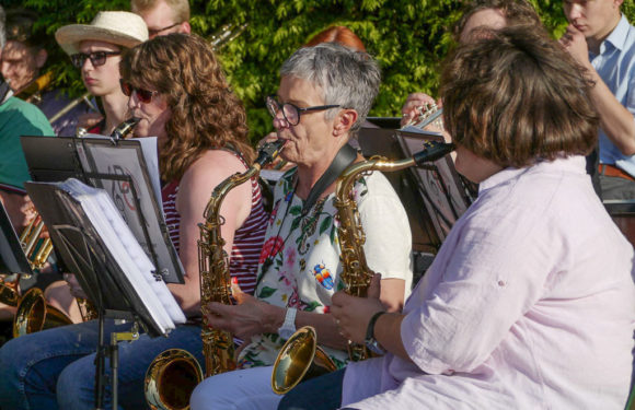 Blasorchester Krainhagen: Picknick-Konzert mit Charme und Atmosphäre