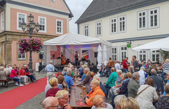 Bückeburger Bühnensommer: Drei Open-Air-Konzerte auf dem Marktplatz