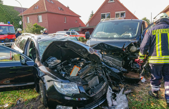 Zwei Verletzte bei Verkehrsunfall
