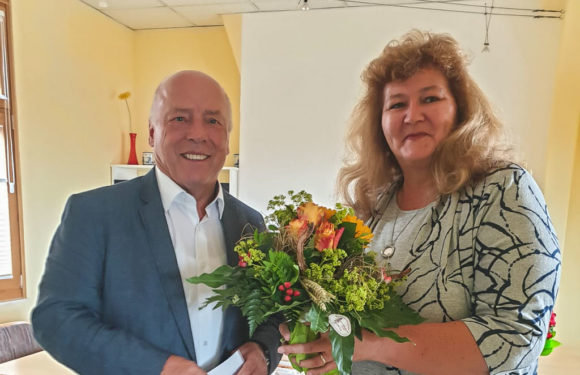 Hella Papenhausen feiert 25-jähriges Dienstjubiläum