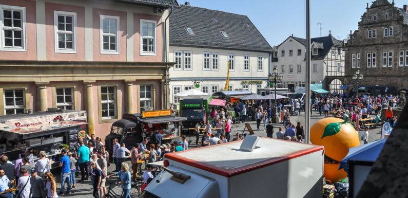 Bückeburg: Schlemmen und shoppen beim 3. Streetfood-Markt auf dem Marktplatz