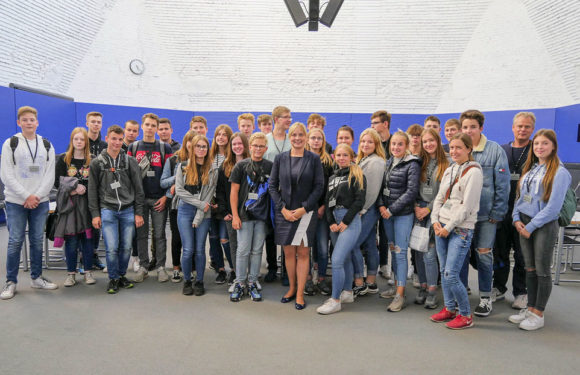 Schüler der IGS Rodenberg zu Gast im Deutschen Bundestag