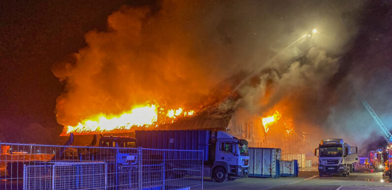 Nach PreZero-Großbrand: Feuerwehren Stadthagen, Obernwöhren, Probsthagen und Wendthagen-Ehlen derzeit nicht eingesatzbereit