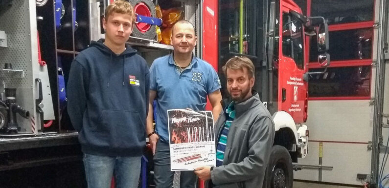 Hagenburg: Feuerwehr und Kirche feiern zusammen