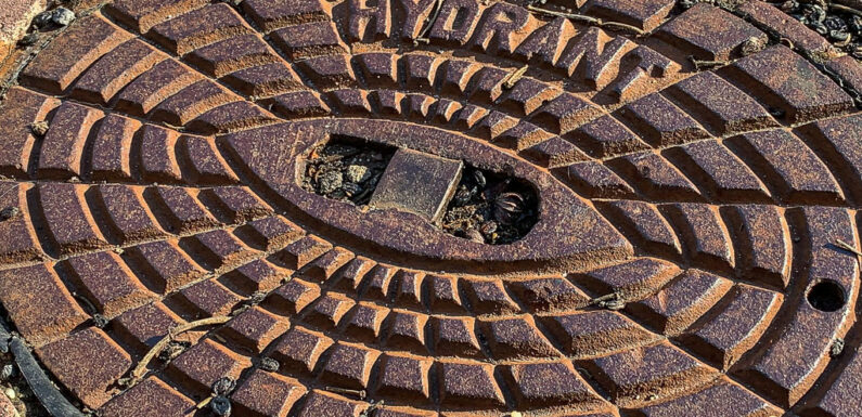 Feuerwehr überprüft Hydranten in den Orten Auhagen und Düdinghausen