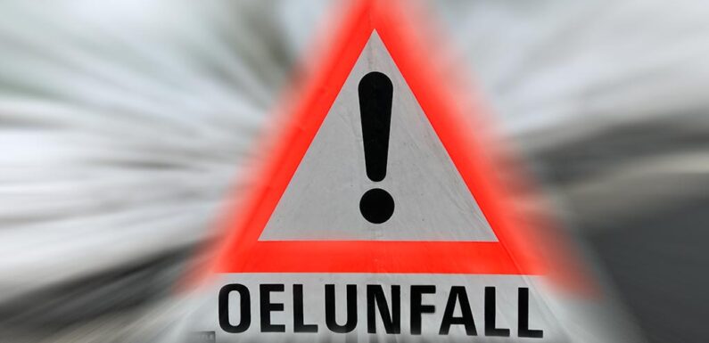 Polizei sucht Verursacher einer 25 Meter langen Ölspur