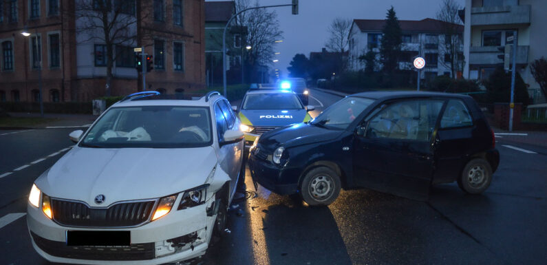 Entgegenkommendes Auto übersehen