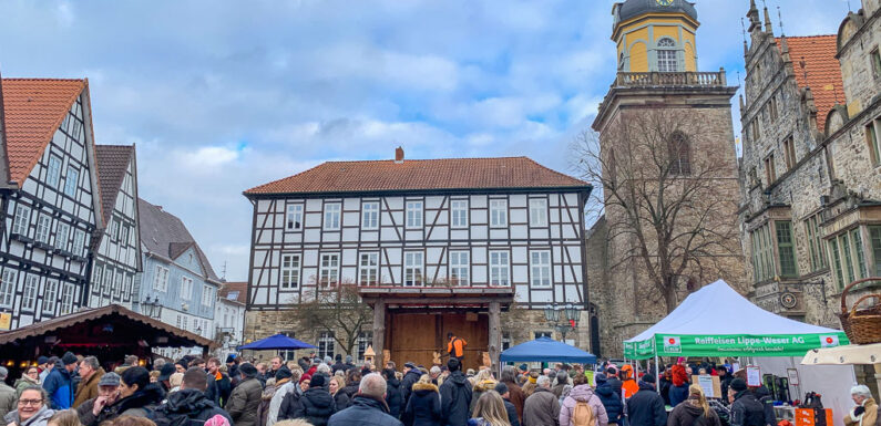 Rinteln: Brennholz- und Bauernmarkt, Häppchen und Schnäppchen, verkaufsoffener Sonntag