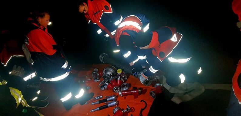 Jugendfeuerwehren erkunden Wölpinghausen bei Nacht