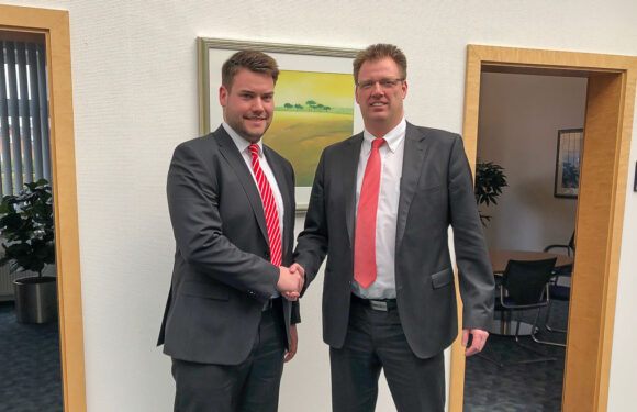 Sparkasse in Lindhorst unter neuer Leitung: Auf Gerd Krome folgt Daniel Hoppe