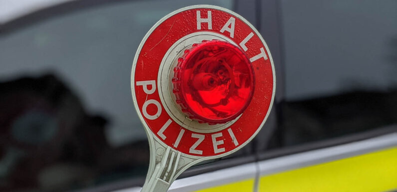 Ohne Führerschein und mit falschen Kennzeichen unterwegs