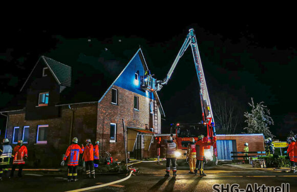 Nächtlicher Feuerwehreinsatz in Helpsen