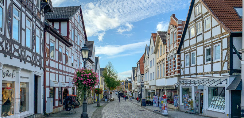 Von Corona-Schließung betroffen? Bückeburger Stadtmarketing plant Gutschein-Aktion für Betriebe
