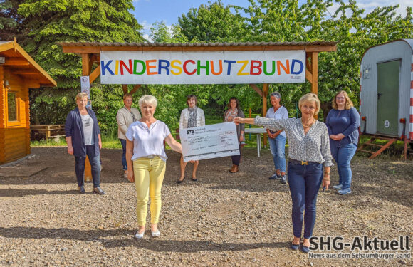 Doppelspende der Damen vom Lions Club Bad Eilsen-Weserbergland für Kinderschutzbund Rinteln