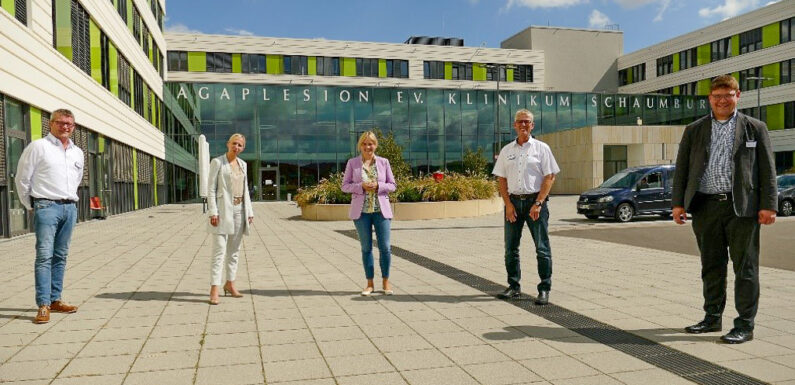 Bundestagsabgeordnete Völlers zu Gast im Agaplesion Klinikum Schaumburg