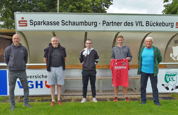 VfL Bückeburg verabschiedet FSJ´ler Nico Landfester