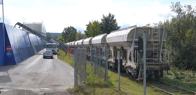 Reaktivierung der Bahnstrecke Rinteln-Stadthagen und Anbindung an den Großraumverkehr Hannover gefordert