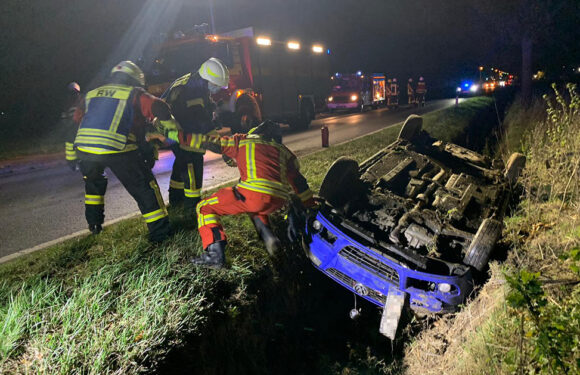 Bückeburg: Auto landet im Graben, Fahrer verletzt