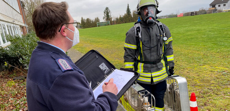 Feuerwehr erbringt Leistungsnachweis unter besonderen Bedingungen