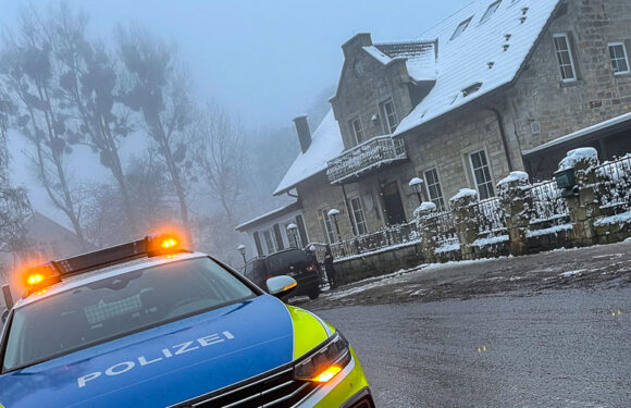 Obernkirchen: Polizei meldet Verkehrschaos vor JBF Zentrum