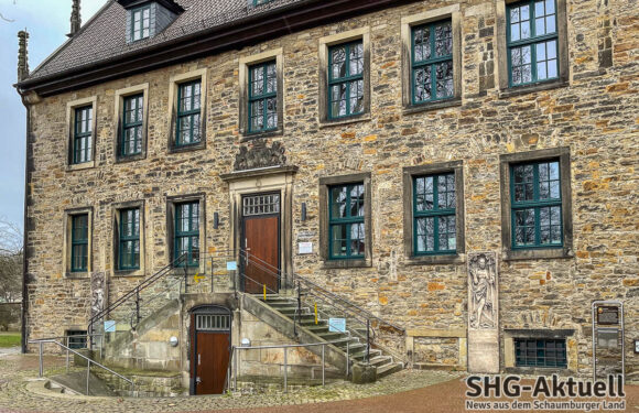 „Lesen verbindet“: Vorlese- und Bastelaktion in der Stadtbücherei Stadthagen