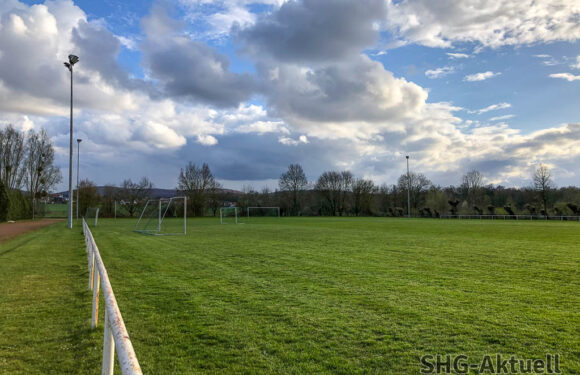 Sanierung Sportzentrum Evesen: Jetzt nur noch ein Naturrasenplatz