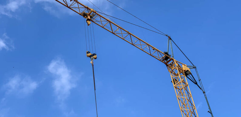 „Wohnen ist ein Menschenrecht“: Bückeburger SPD und Bundestagsabgeordnete Marja-Liisa Völlers klagen Wohnraummangel und eklatante Versäumnisse in Bauwirtschaft an