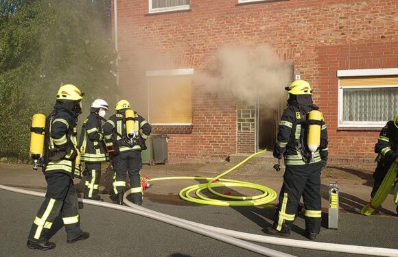 Feuerwehreinsatz in Hagenburg: Ein Verletzter nach Küchenbrand