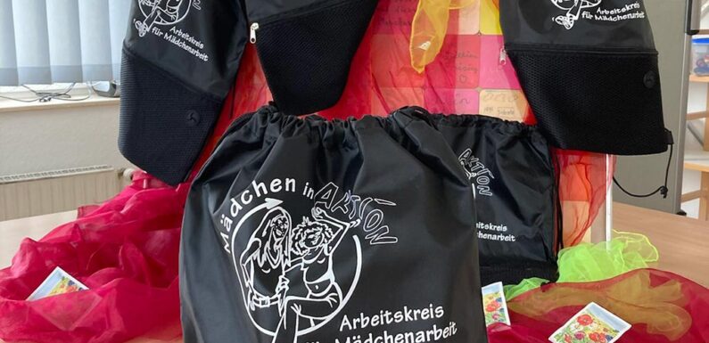 Wundertüten für Mädchen: Eine Botschaft des Mädchenarbeitskreises