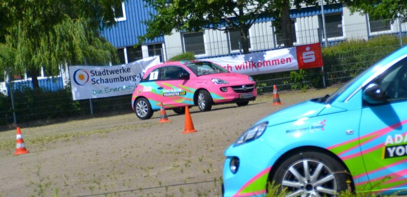 ADAC Slalom Youngster Cup beginnt: Junge Autorennfahrer starten mit Doppellauf in Stadthagen