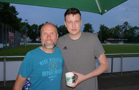 VfL Bückeburg: Jugendkoordinator und U-19 Trainer Lennart Meyer verabschiedet