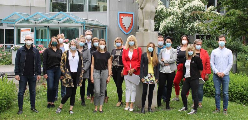 Fachkräftemangel in der Pflege entgegensteuern: Gesundheitsregion Schaumburg startet neues Projekt