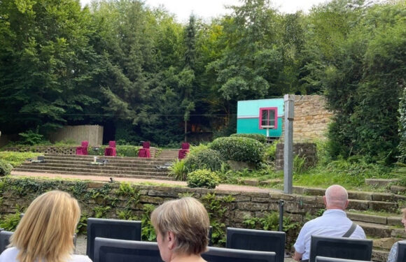 DRK-Tagespflege Rodenberg „ermittelt“ in dem Fall „Keine Leiche ohne Lily“