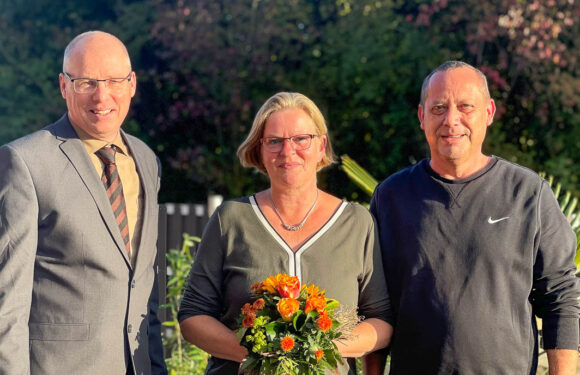 „Sparen und Gewinnen“-Lotterie: Sparkassen-Kunden aus Warber gewinnen 5.000 Euro